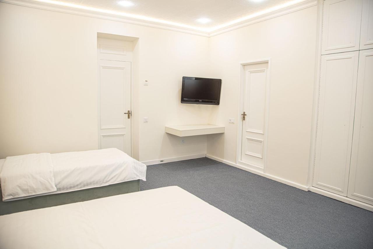 Lev Tolstoy Hotel Samarkand Luaran gambar