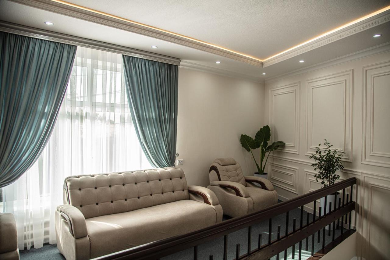Lev Tolstoy Hotel Samarkand Luaran gambar
